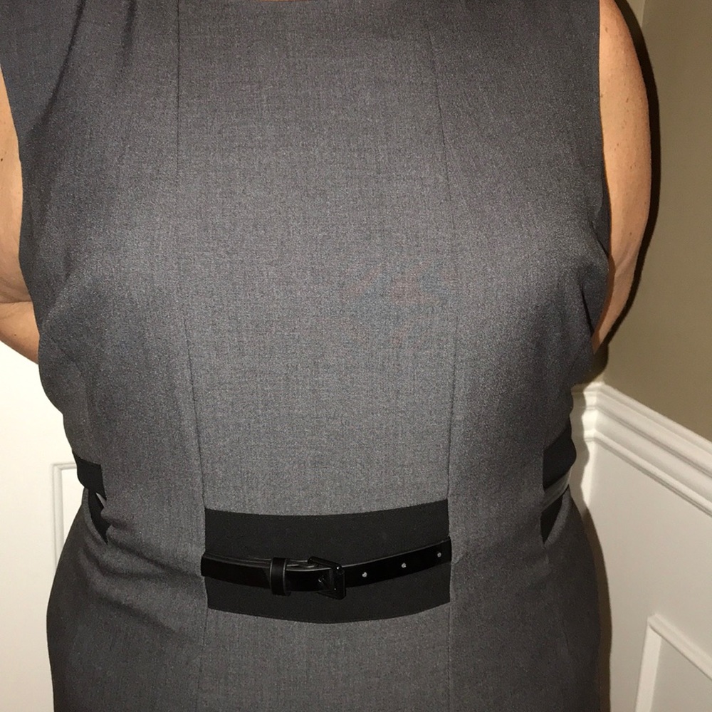 Calvin Klein Dress with patent leather belt - Picture 2 of 4